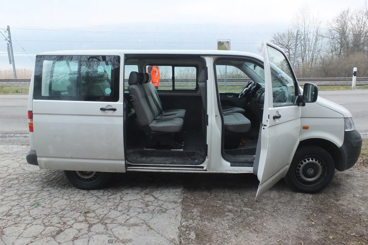 Bollingen SG - Aus fahrendem Auto gefallen