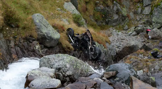 Vermisster Töfffahrer am Flüelapass tot aufgefunden