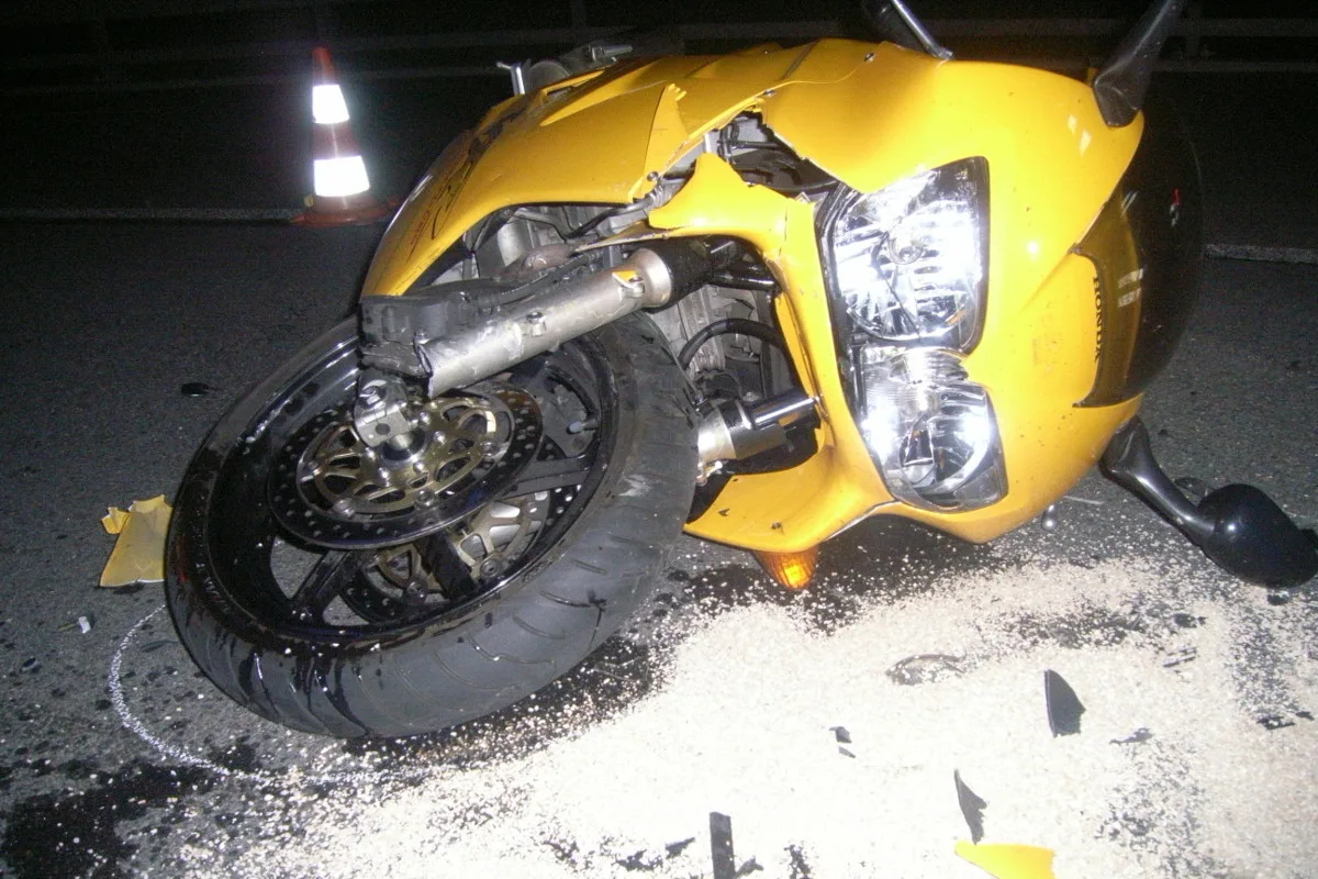 Kollision Motorrad-Personenwagen in Göschenen