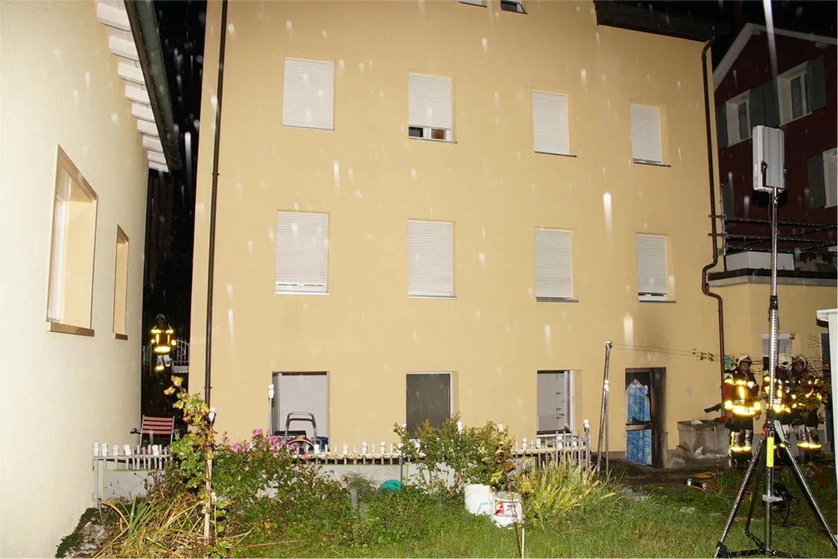 Uzwil SG - Brandstiftung an Mehrfamilienhaus 