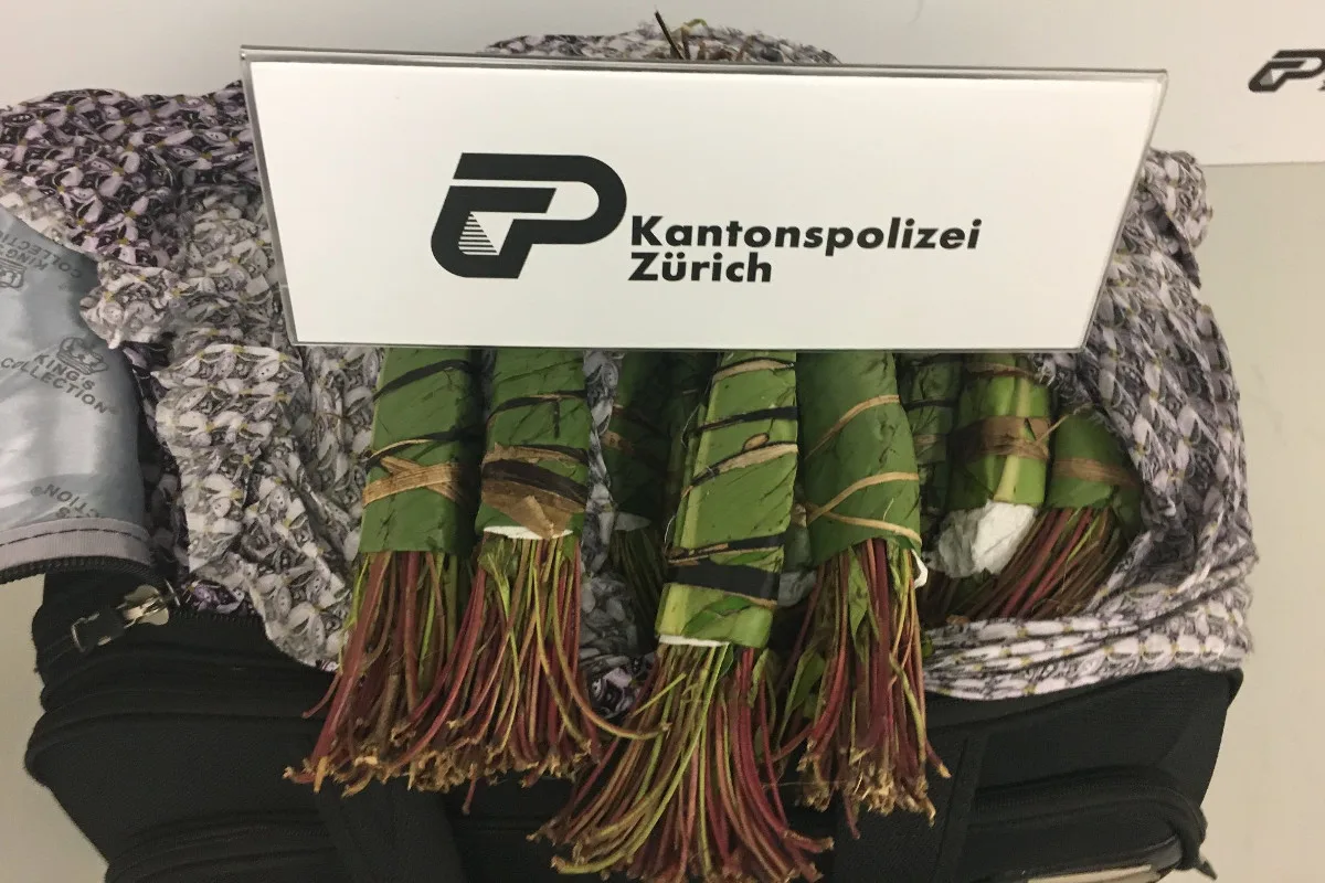 Flughafen Zürich ZH - Drogenkurier aufgeflogen