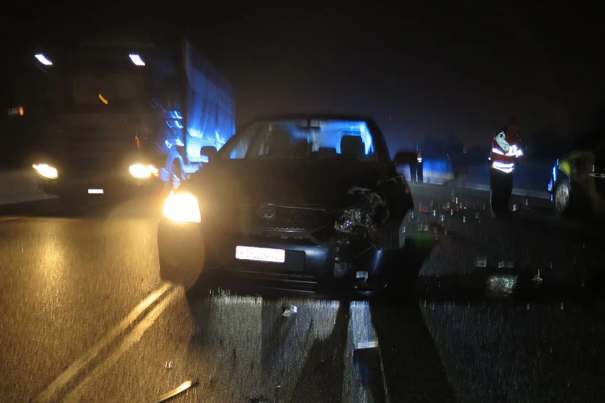 Pratteln BL - Pannenfahrzeug für Unfall auf der A2 verantwortlich