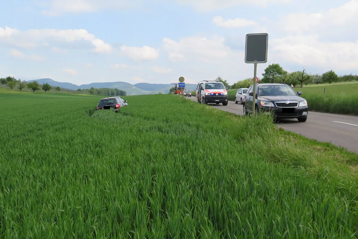 Schwerverletzter bei Crash in Ettingen BL