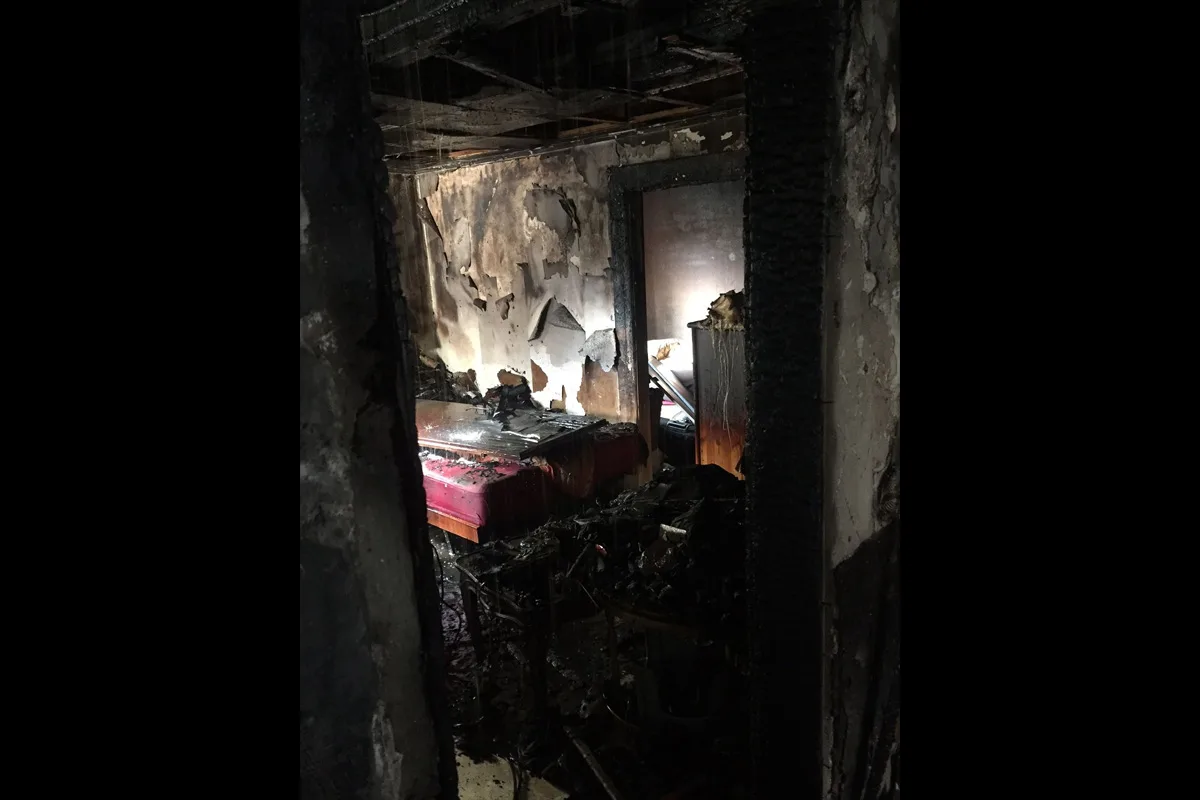 Binningen BL: Mehrfamilienhaus in Brand geraten