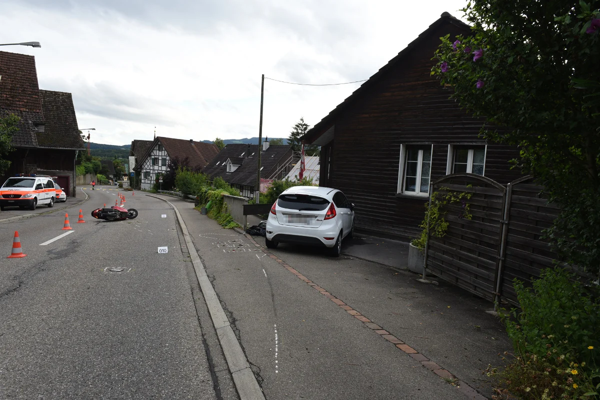 Zeugenaufruf Weiningen ZH: Nach Unfall erneut verunglückt