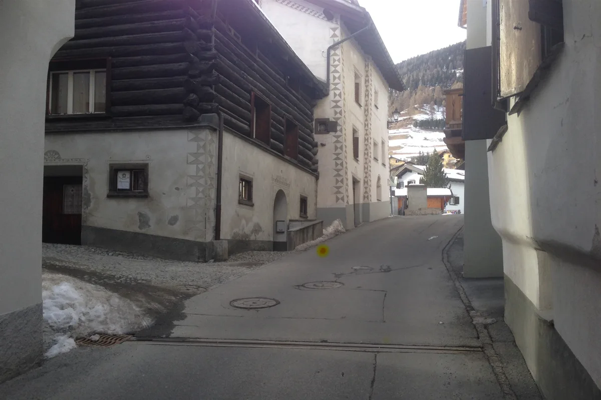 Mädchen (12) durch Kollision in Samedan verletzt