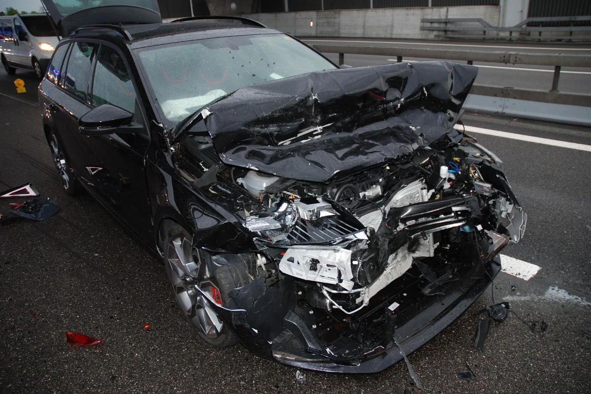 Mehrere Verletzte bei Auffahrunfall auf der A1 bei Härkingen