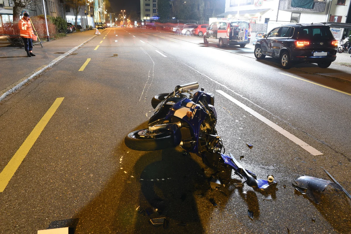 Glattbrugg ZH - Kollision mit Motorrad - Zeugenaufruf