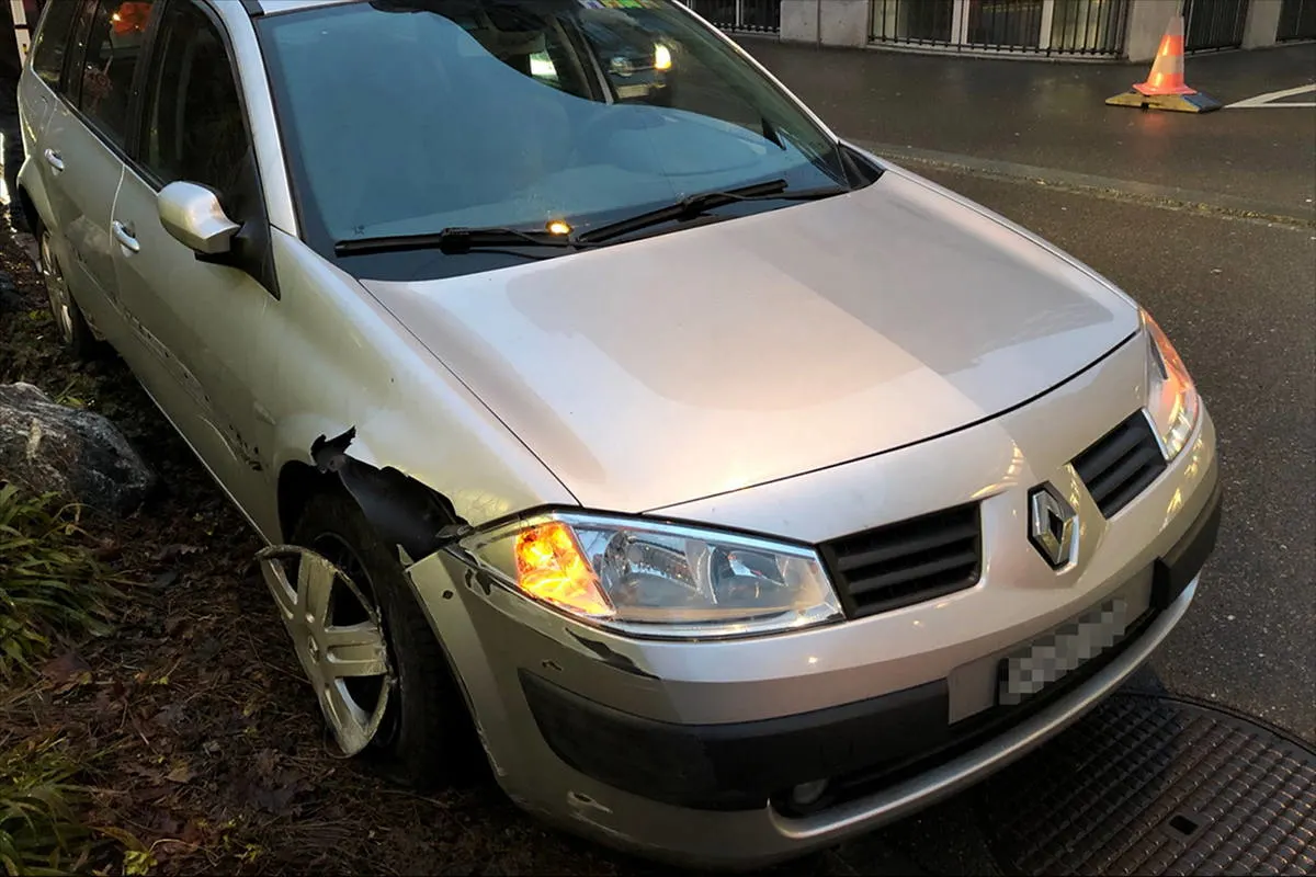 St.Gallen SG - Unfall bei Garagenausfahrt