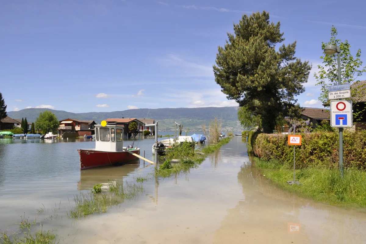 Lage rund um den Neuenburger- und den Murtensee