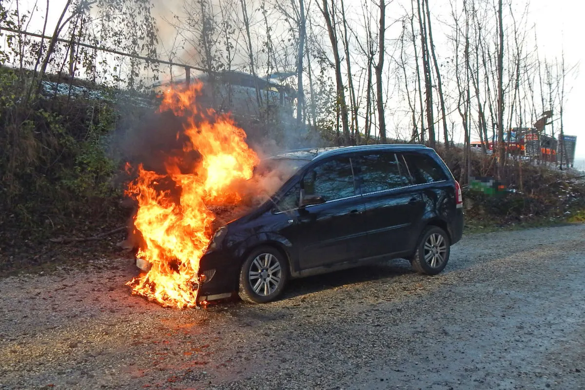 Bottighofen TG - Auto in Brand