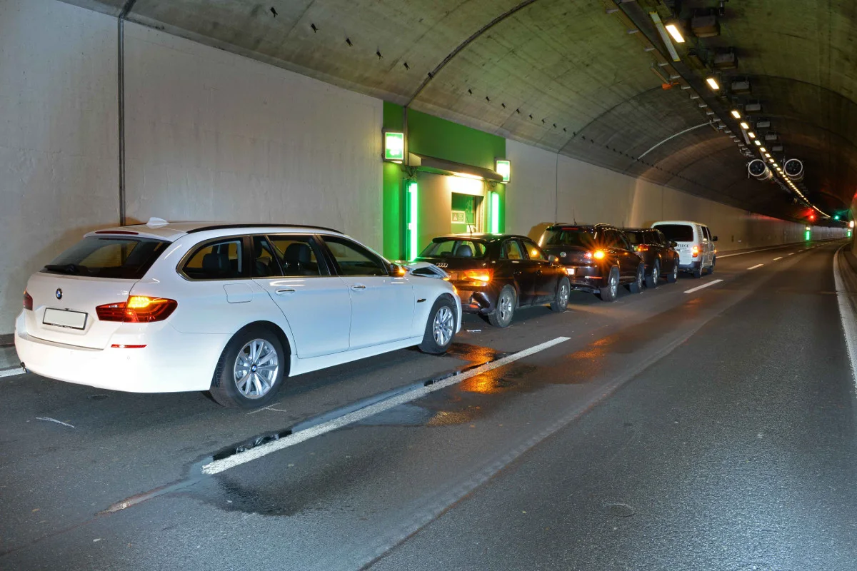 Auffahrunfall auf der A14 in Ebikon