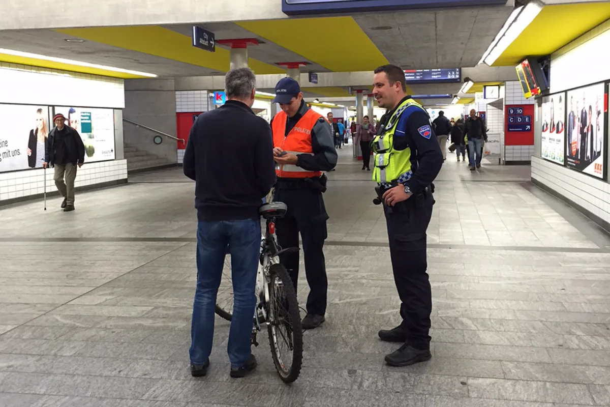 Kontrollen am Bahnhof Chur