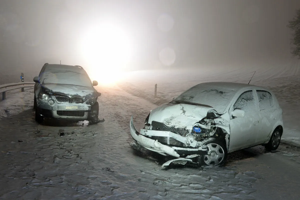 Kanton Luzern LU - Mehrere Autofahrer im Schneetreiben verunfallt