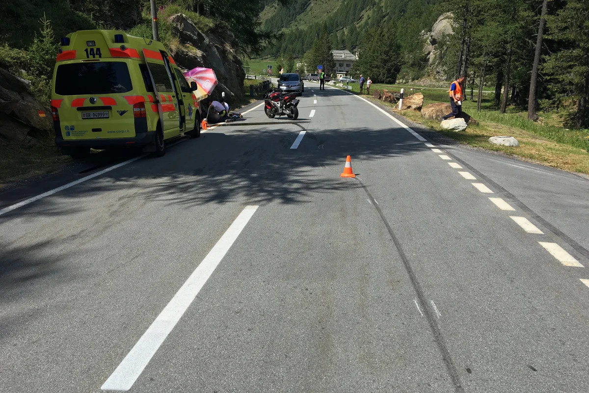La Rösa GR - Crash fordert Verletzten
