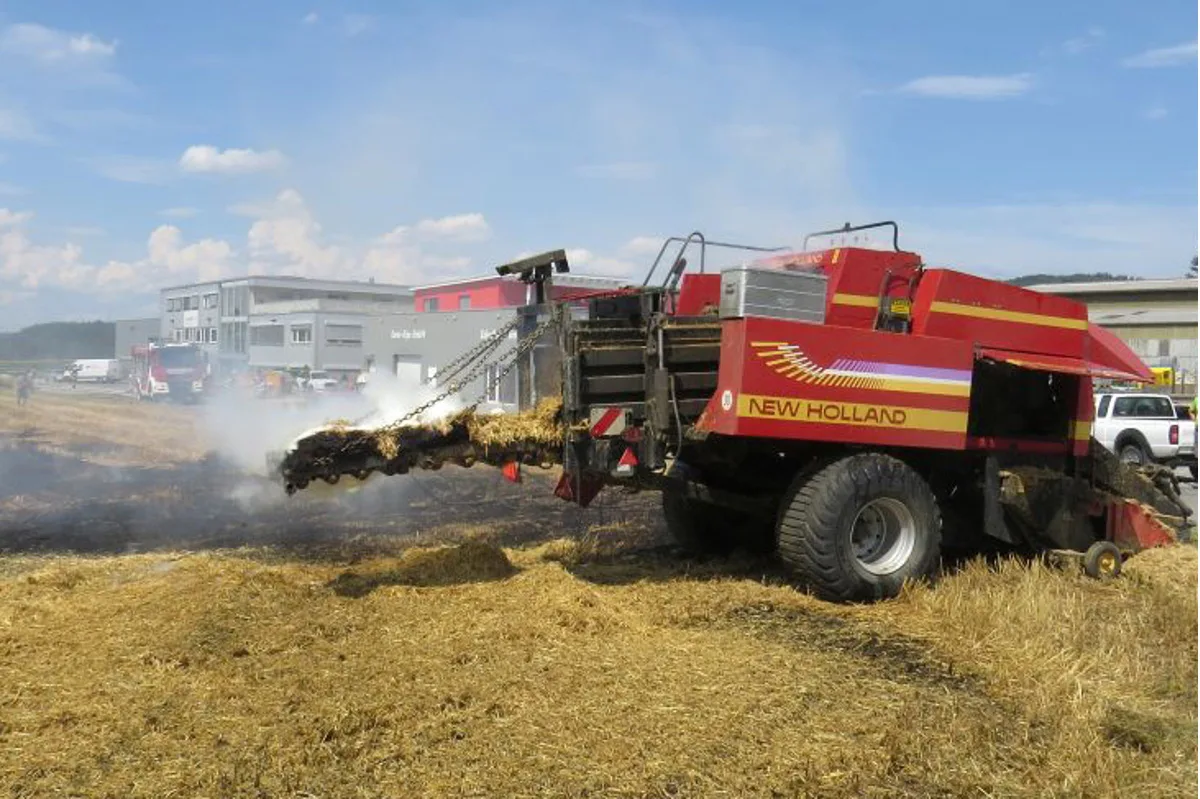 Hallwil AG - Feuer richtet über 200'000 Franken Schaden an
