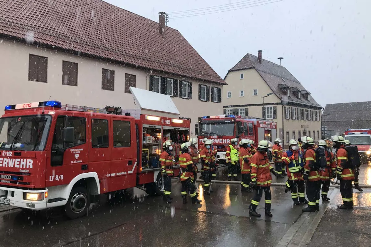 Dramatische Szene in Wildberg - Grossbrand am Weihnachtsmorgen