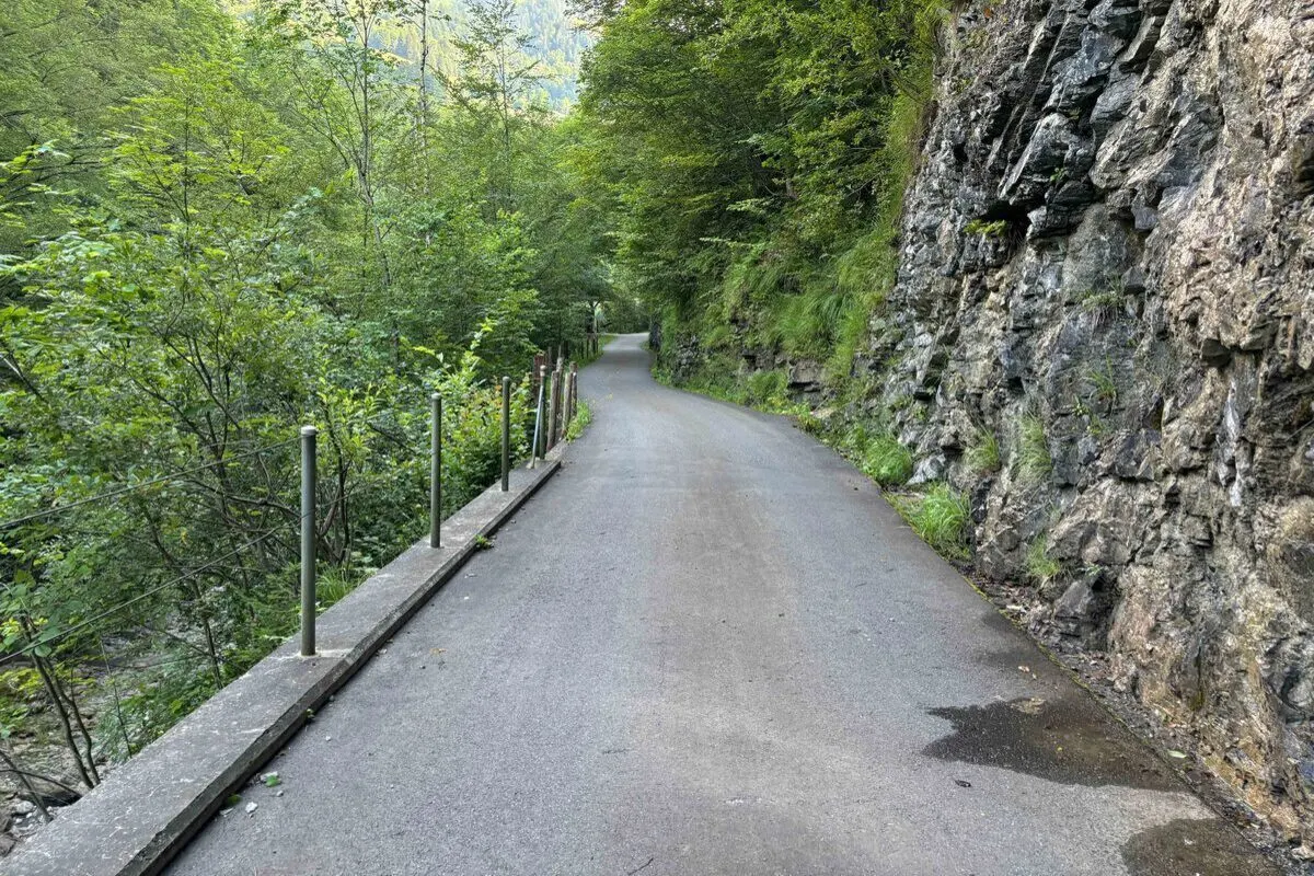 Tödlicher Unfall in Sachseln OW - E-Biker gerät bei Unfall in die Melchaa