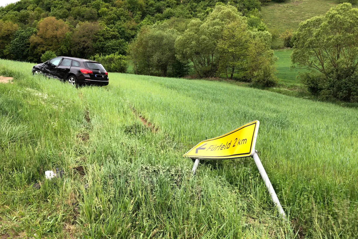 Tiefenthal – Verkehrsunfall mit leichtverletzter Person