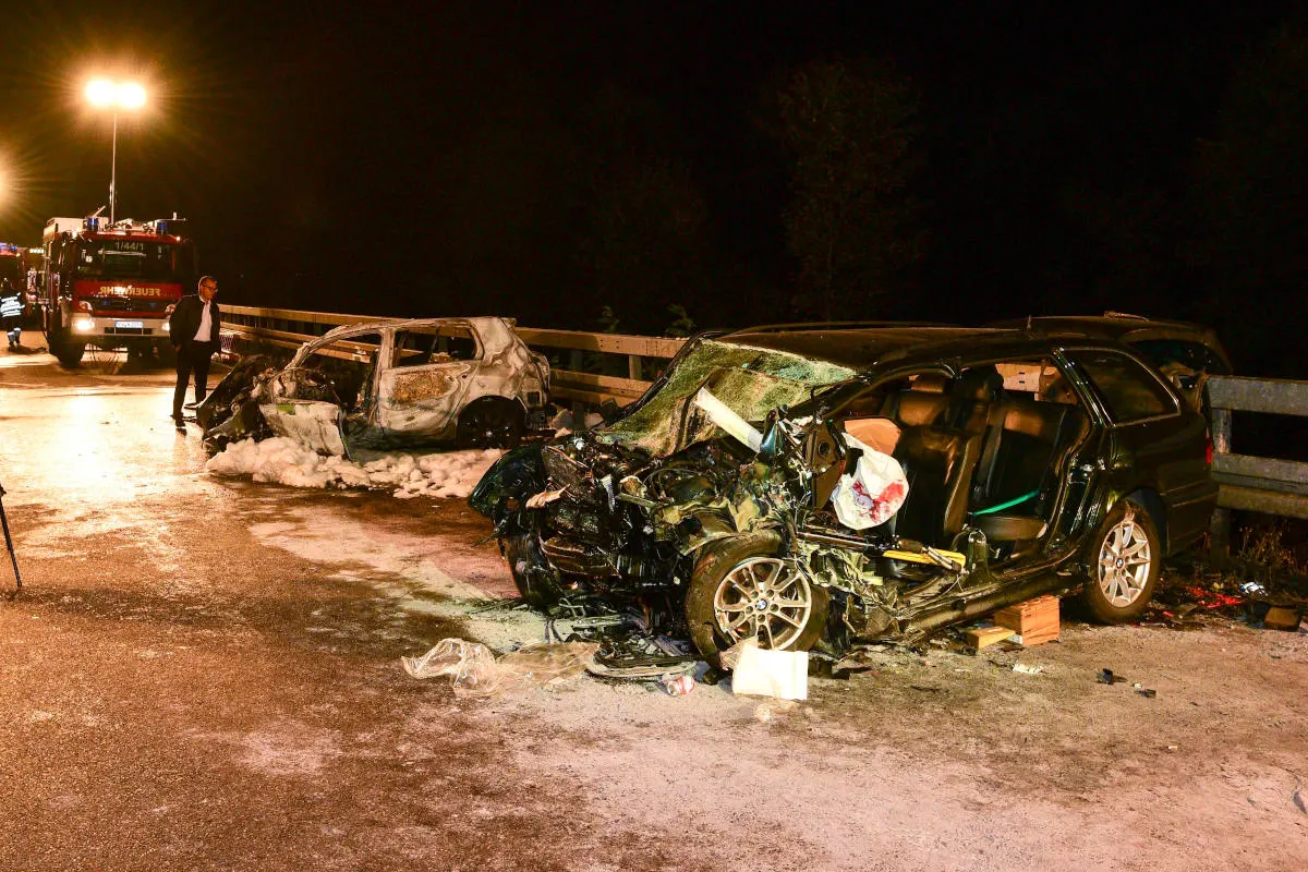 Nagold - Schwerer Verkehrsunfall fordert zwei Todesopfer