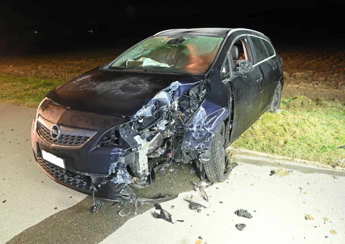 Unfall Inwil LU - Betrunkener Lenker kracht in entgegenkommendes Auto