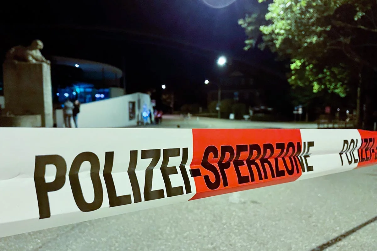 Zürich - Geldautomat beim Zoo gesprengt