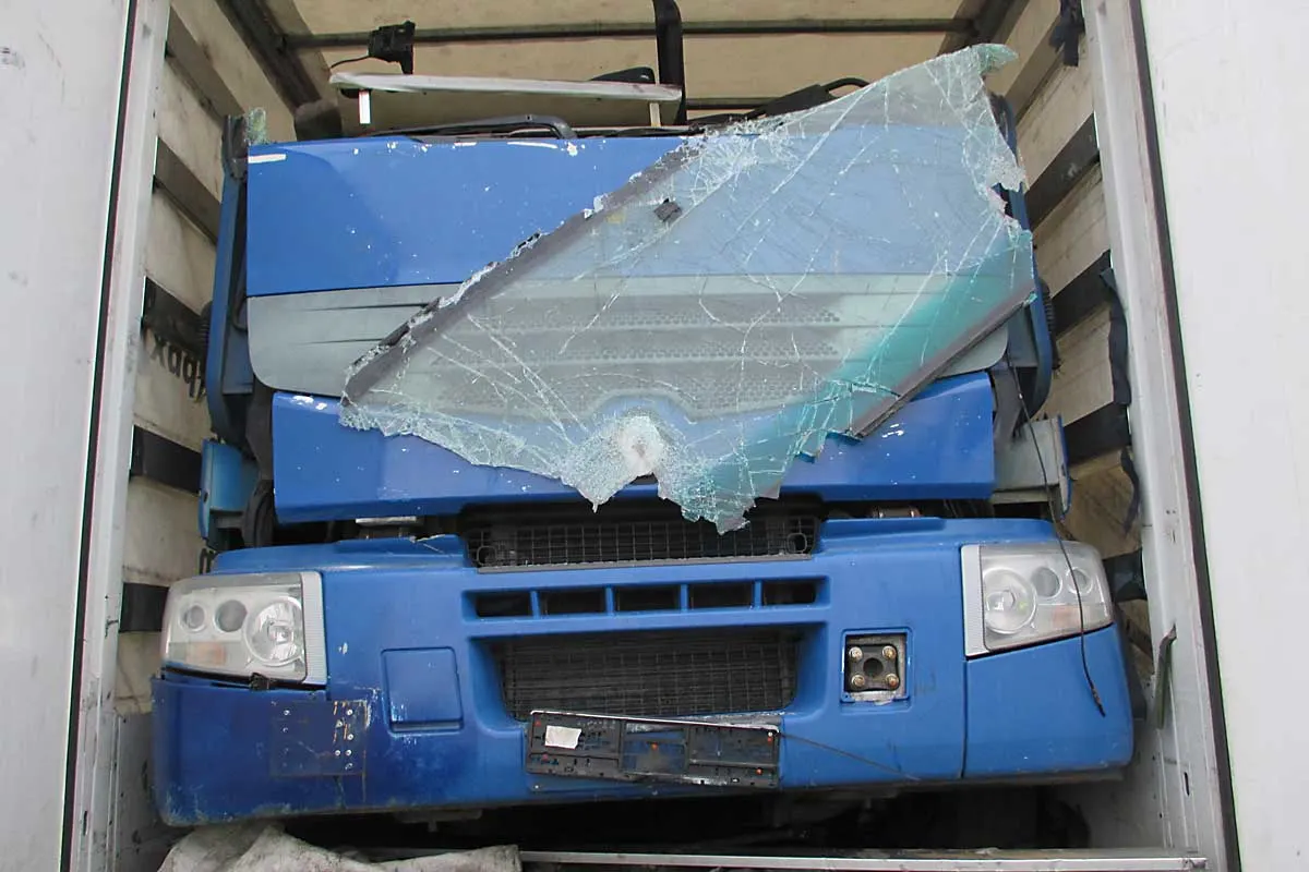 Landshut - Zollamt stoppt illegale Abfallverbringung