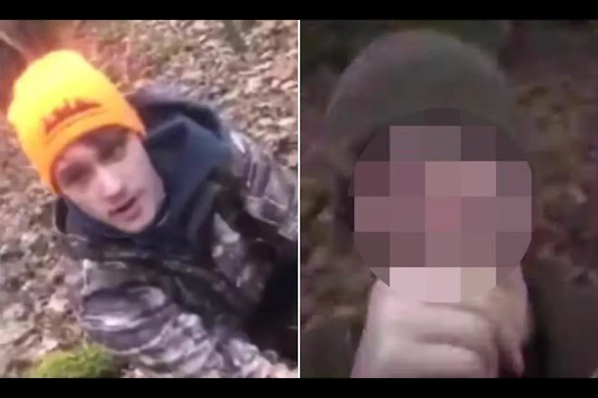 Teenager quälen am Boden liegenden Hirsch 
