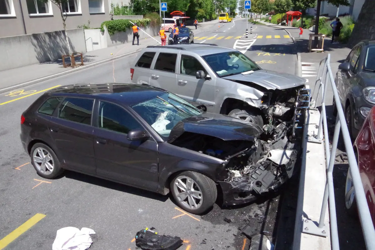 Chur GR - Zwei Personen bei Verkehrsunfall verletzt