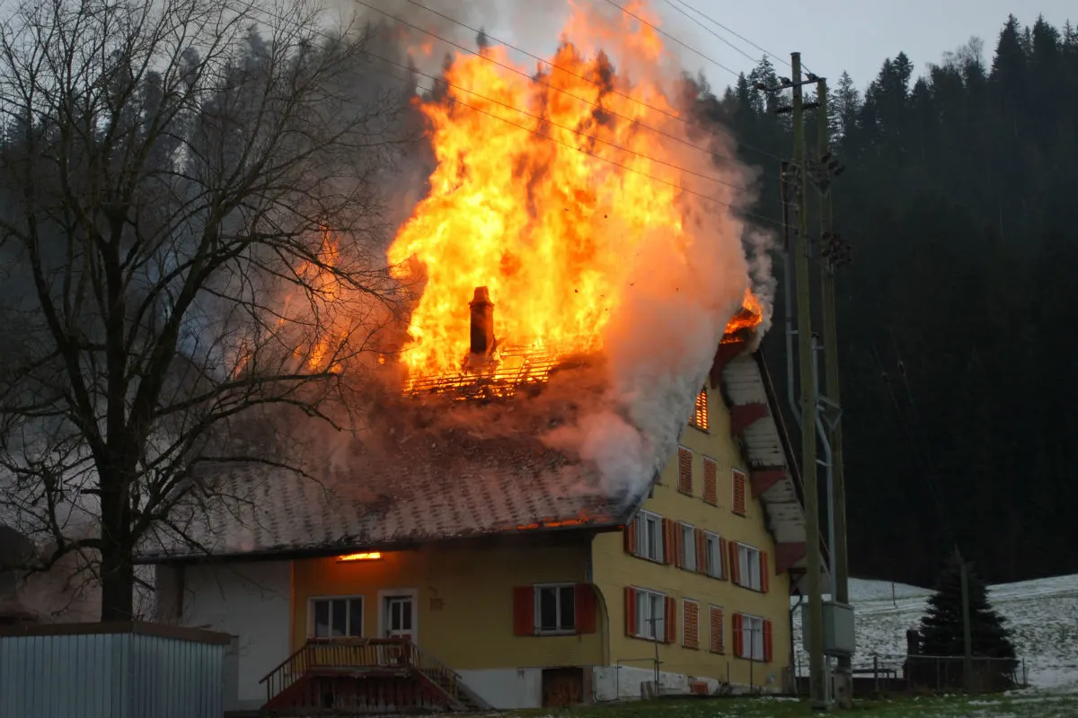 Escholzmatt-Marbach LU - Brand zerstört Wohnhaus 