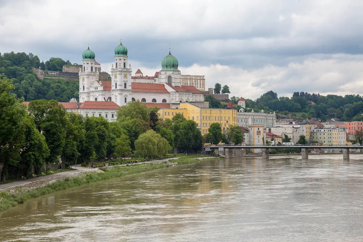 Passau – Mann aus der Donau gerettet
