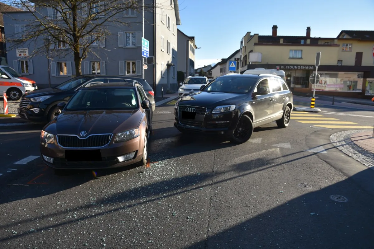 Schaan FL - Mangelnde Aufmerksamkeit führt zu Verkehrsunfall