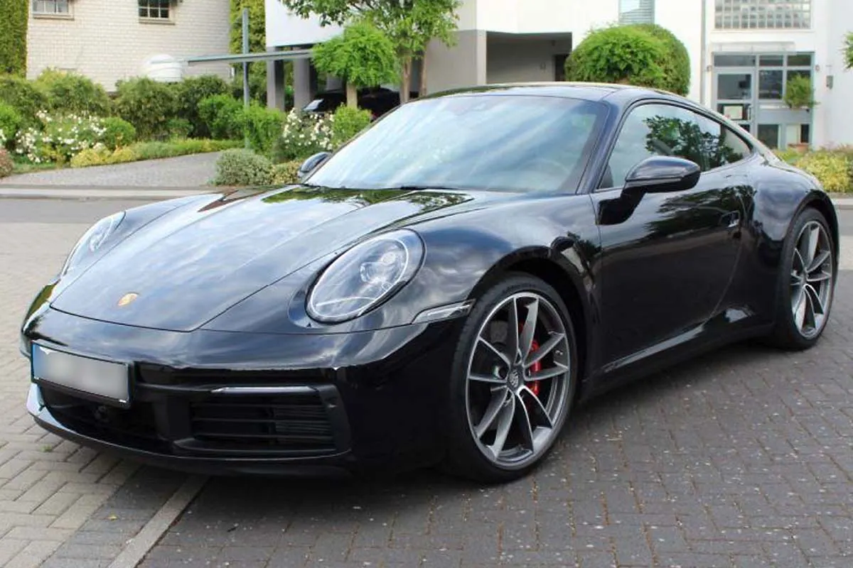 Köln - Schwarzer Porsche 911 Carrera S gestohlen