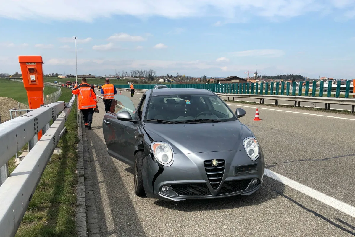 [Update] Oberbüren SG - Zwei Männer auf Autobahn angefahren - einer verstorben