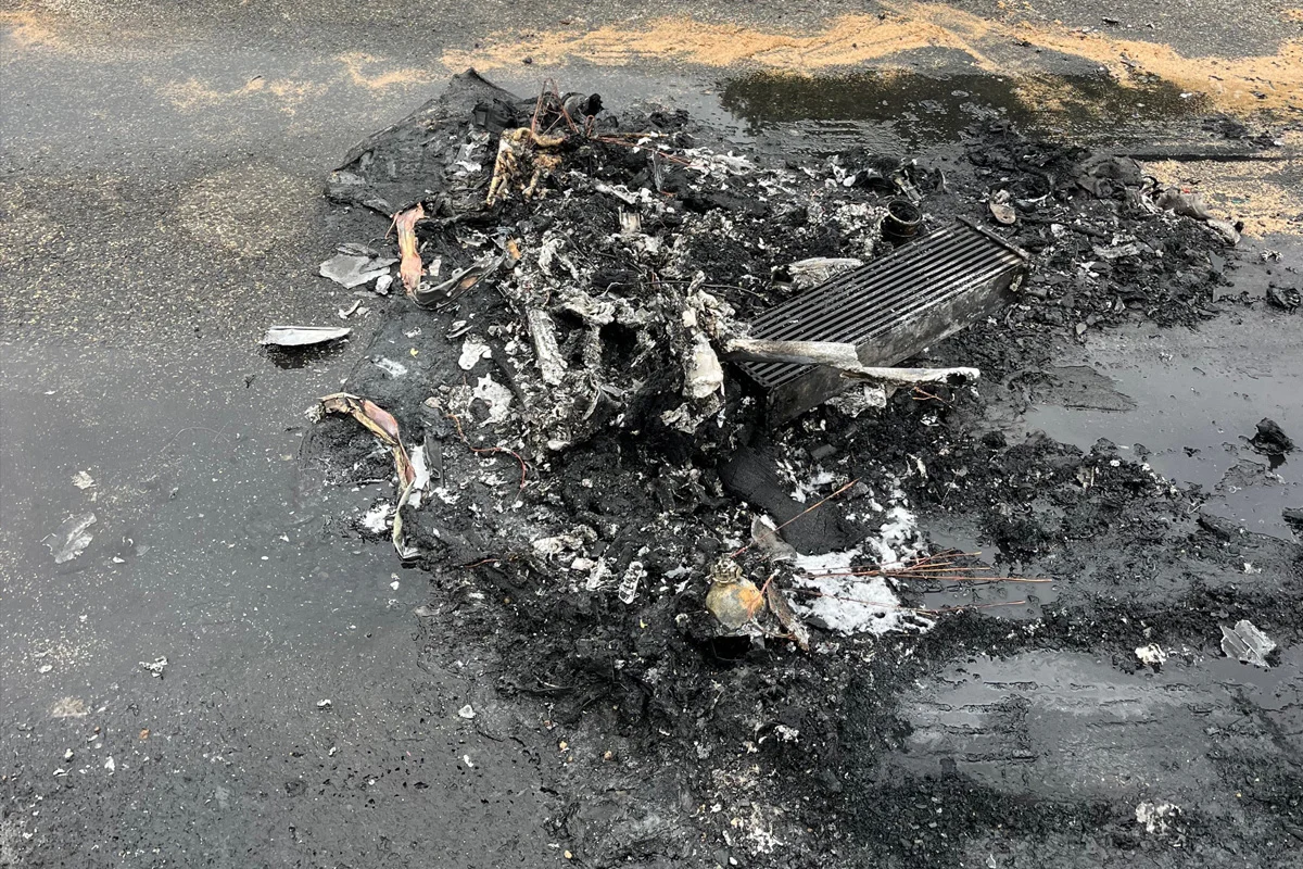 Mönchengladbach NW – Brand von Pkw nach technischem Defekt