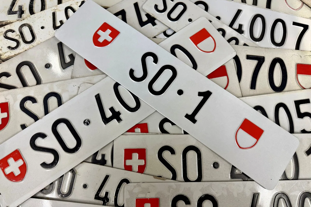Nach Auktionsstopp – Kontrollschild SO 1 wird wieder versteigert