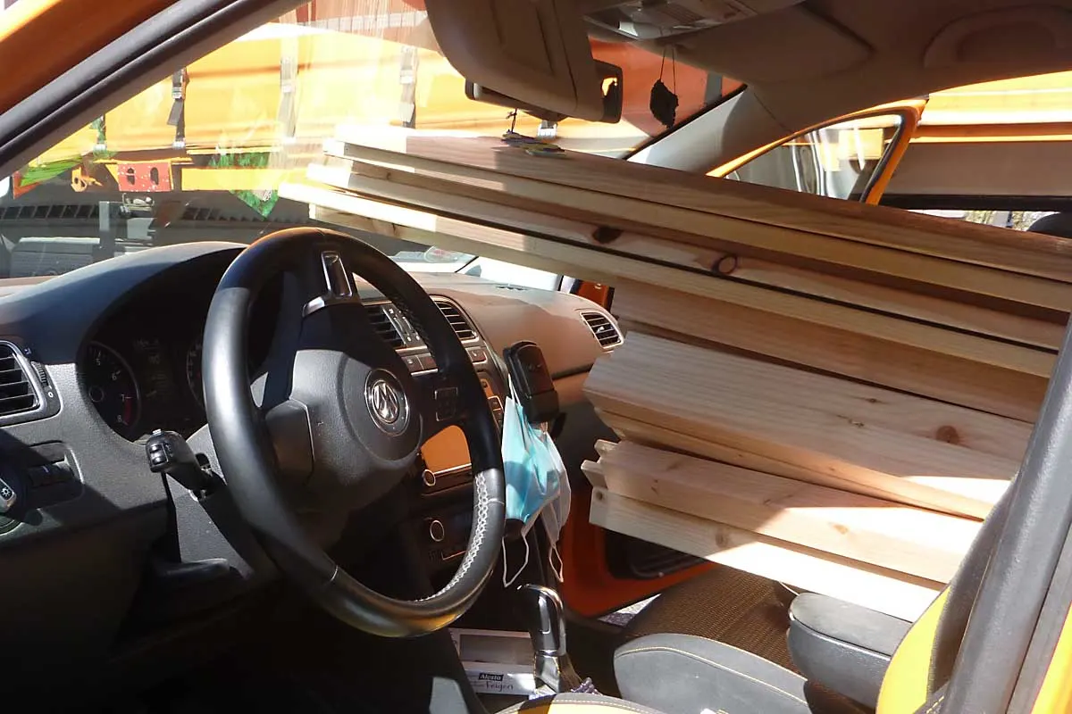 Freimersheim - Gefährlicher Holztransport auf der Autobahn