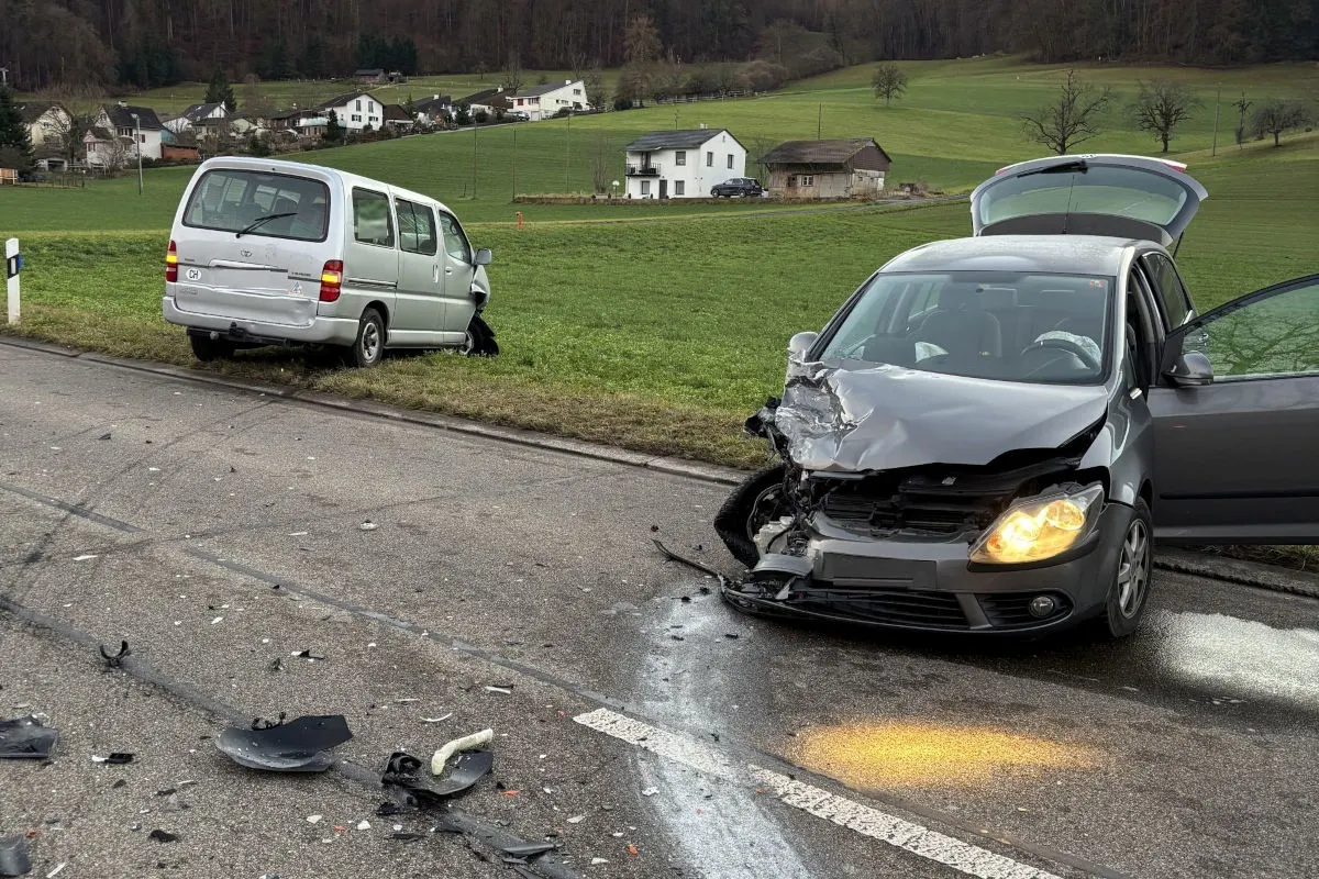 Diepflingen BL – Zwei Verletzte bei schwerem Unfall