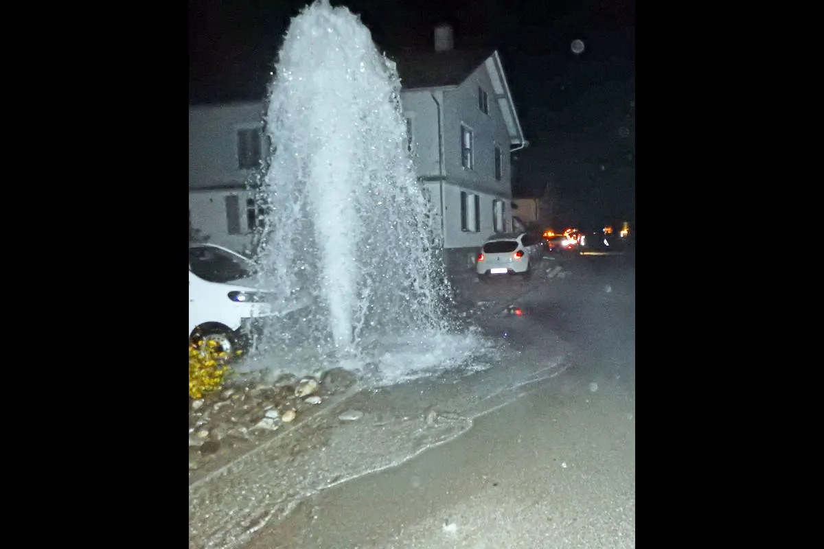Unfall Affeltrangen TG - Betrunken einen Hydranten umgefahren