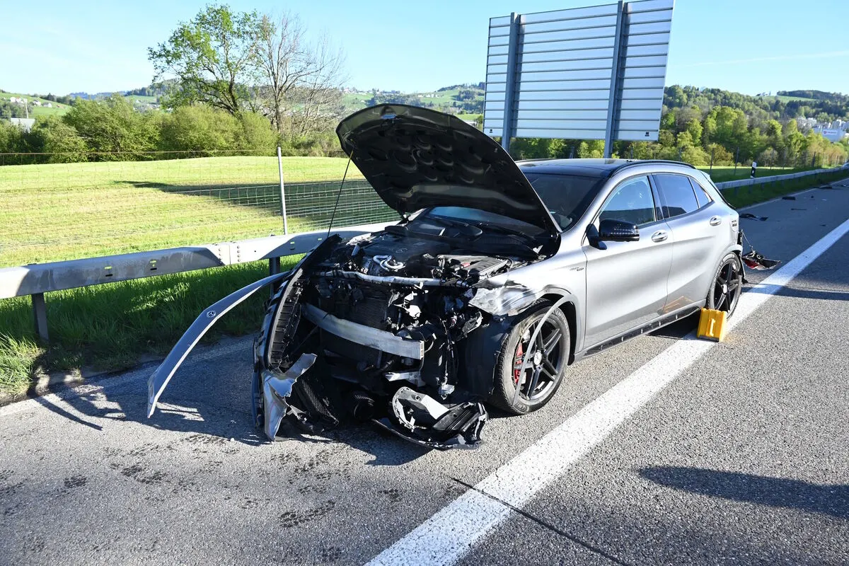 St. Gallen – Unfall auf A1 legt Feierabendverkehr lahm