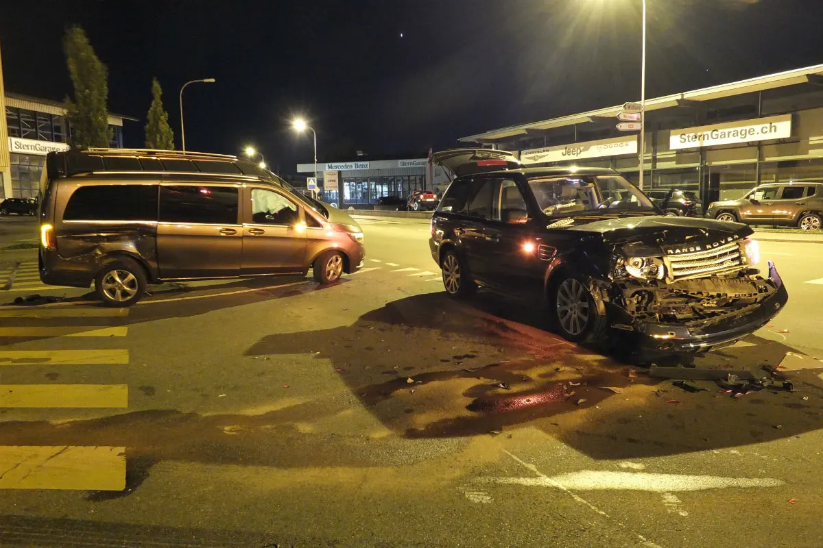 St. Gallen SG - Zwei Autos zusammengestossen - Zeugenaufruf   