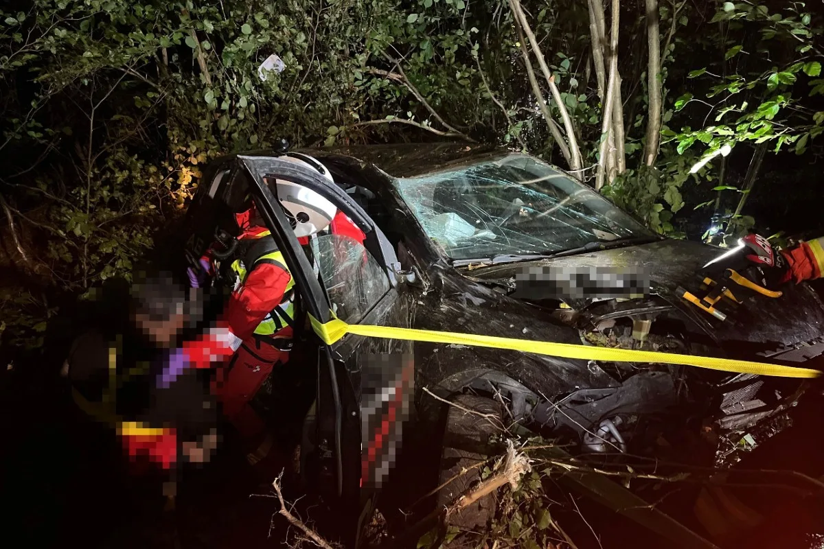Kammersrohr SO - Fahrer konnte sich nach Unfall nicht selber aus dem Auto befreien - Drogenschnelltest positiv