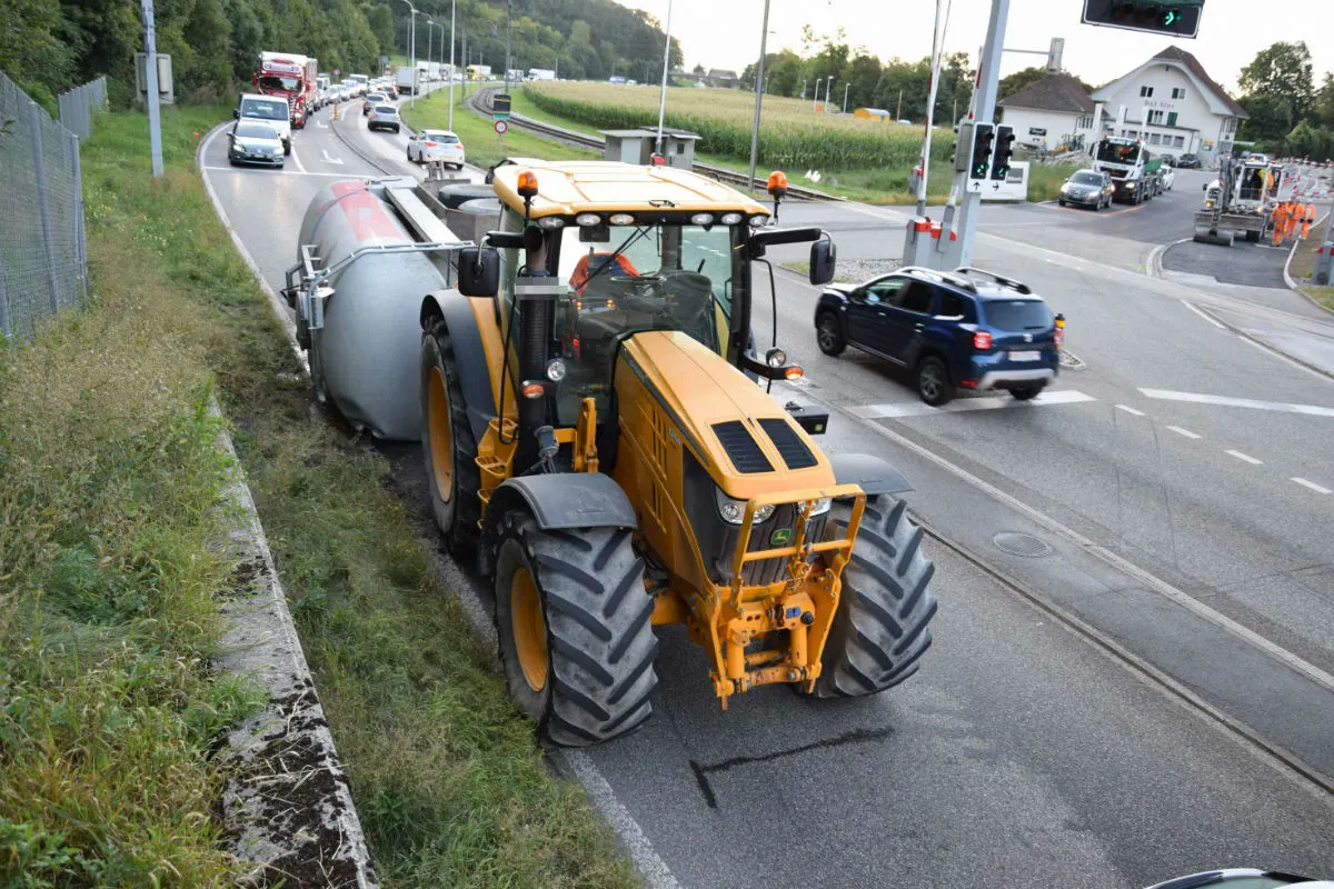 Oensingen SO - Anhänger umgekippt 
