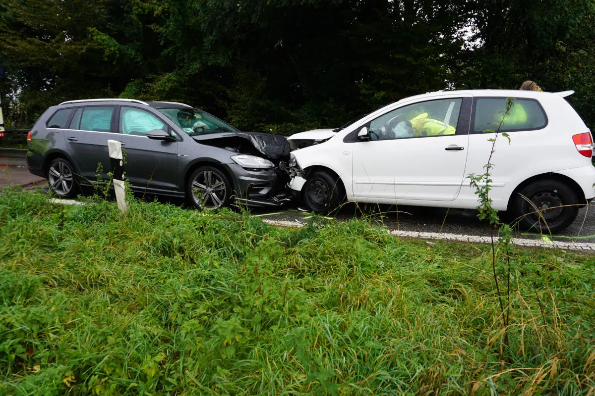 Ratingen – Verkehrsunfall mit drei Verletzten