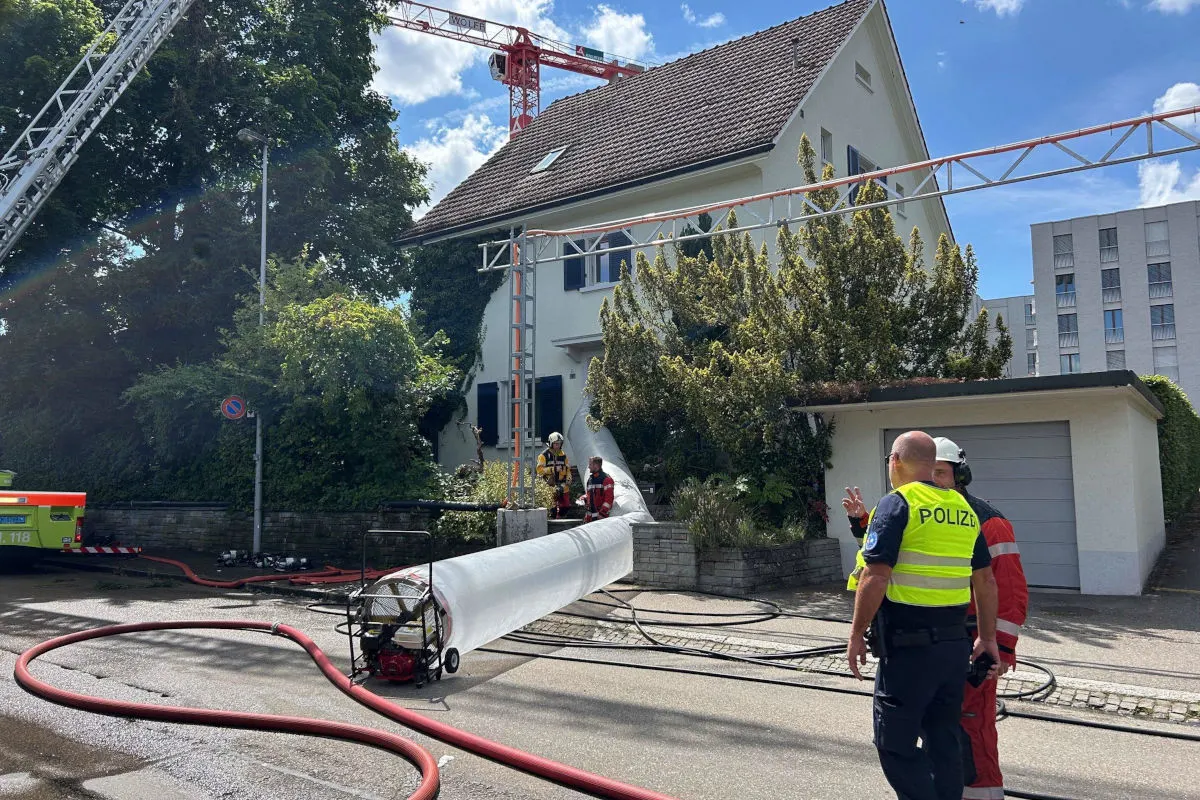 Bülach ZH – Brand in Einfamilienhaus
