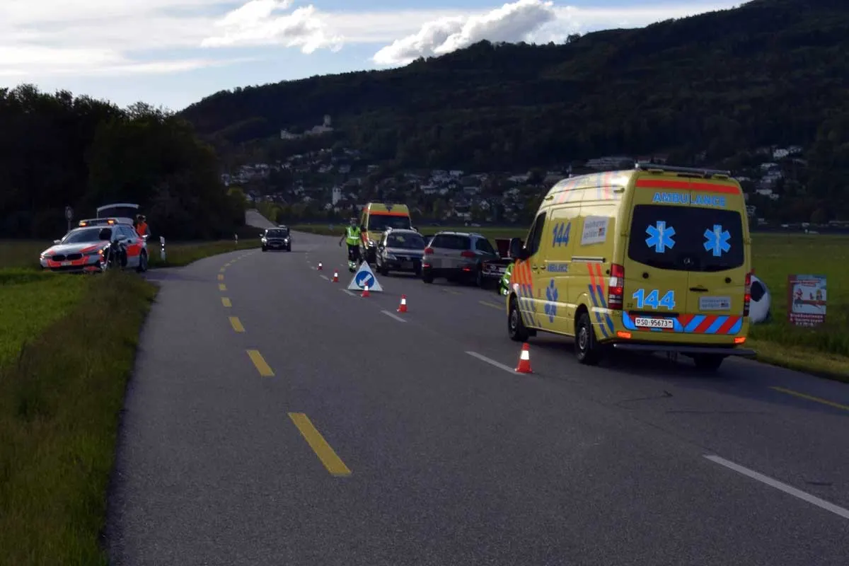 Oensingen SO - Kollision zwischen zwei PKW - Zwei Verletzte