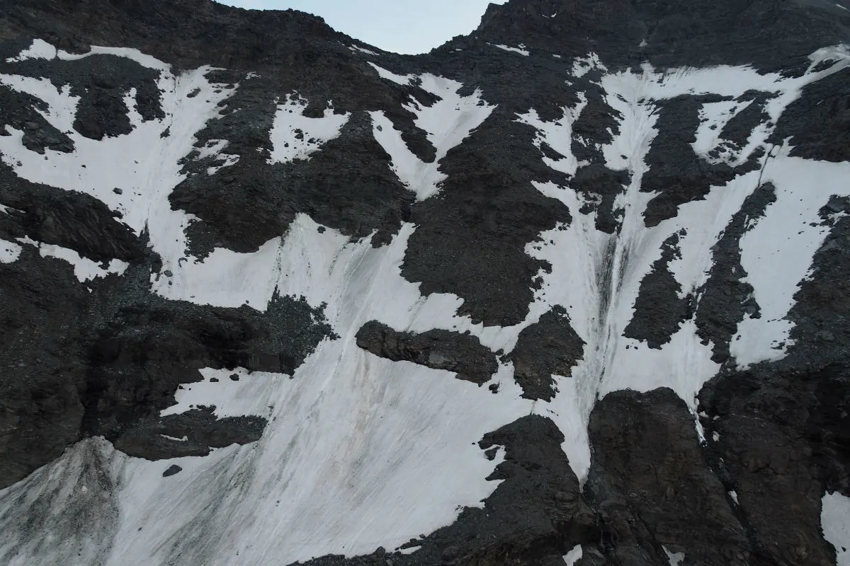 Bourg-St-Pierre VS - Alpinist in den Tod gestürzt