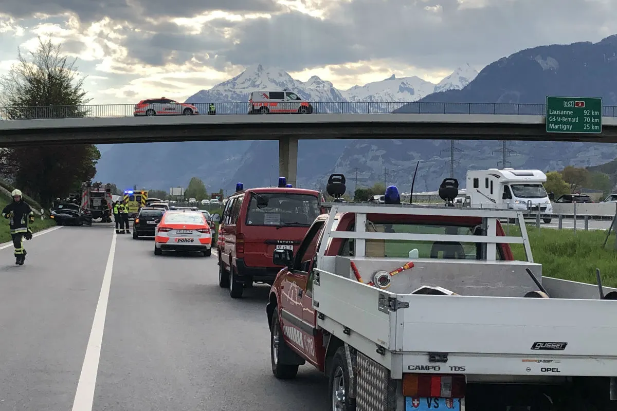 Sitten VS - Schwerer Verkehrsunfall – eine Person verstorben