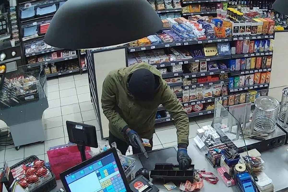 Märstetten TG - Bewaffneter Raubüberfall auf BP-Tankstellenshop