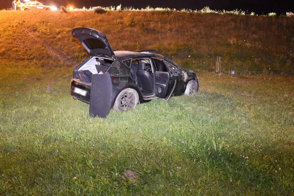 Mels SG - Auto überschlägt sich